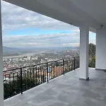 Pine Hill Villa *